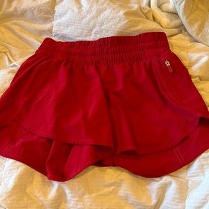 NWOT red Lululemon 4’ shorts!